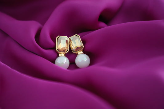 Crystal Top Pearl Drop Earrings – Gold & Ivory